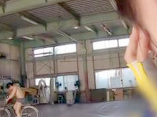 Japanese girl gets 'lucky' after NiPon neighbor helps fix her bike in Tokyo